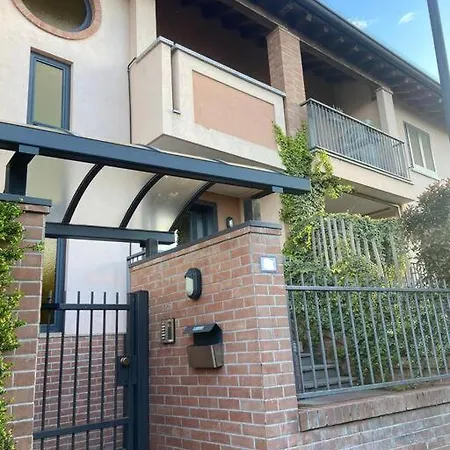 Ferienwohnung Intero Bilocale Con Terrazzo Vicino A Milano Mairano Exterior foto