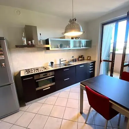 Ferienwohnung Intero Bilocale Con Terrazzo Vicino A Milano Mairano Exterior foto