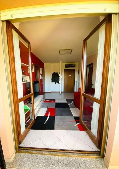 Intero Bilocale Con Terrazzo Vicino A Milano Apartment Mairano